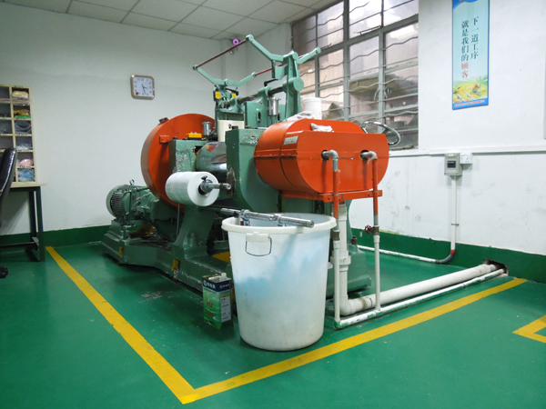 東莞矽膠模具廠家（jiā）電話號碼